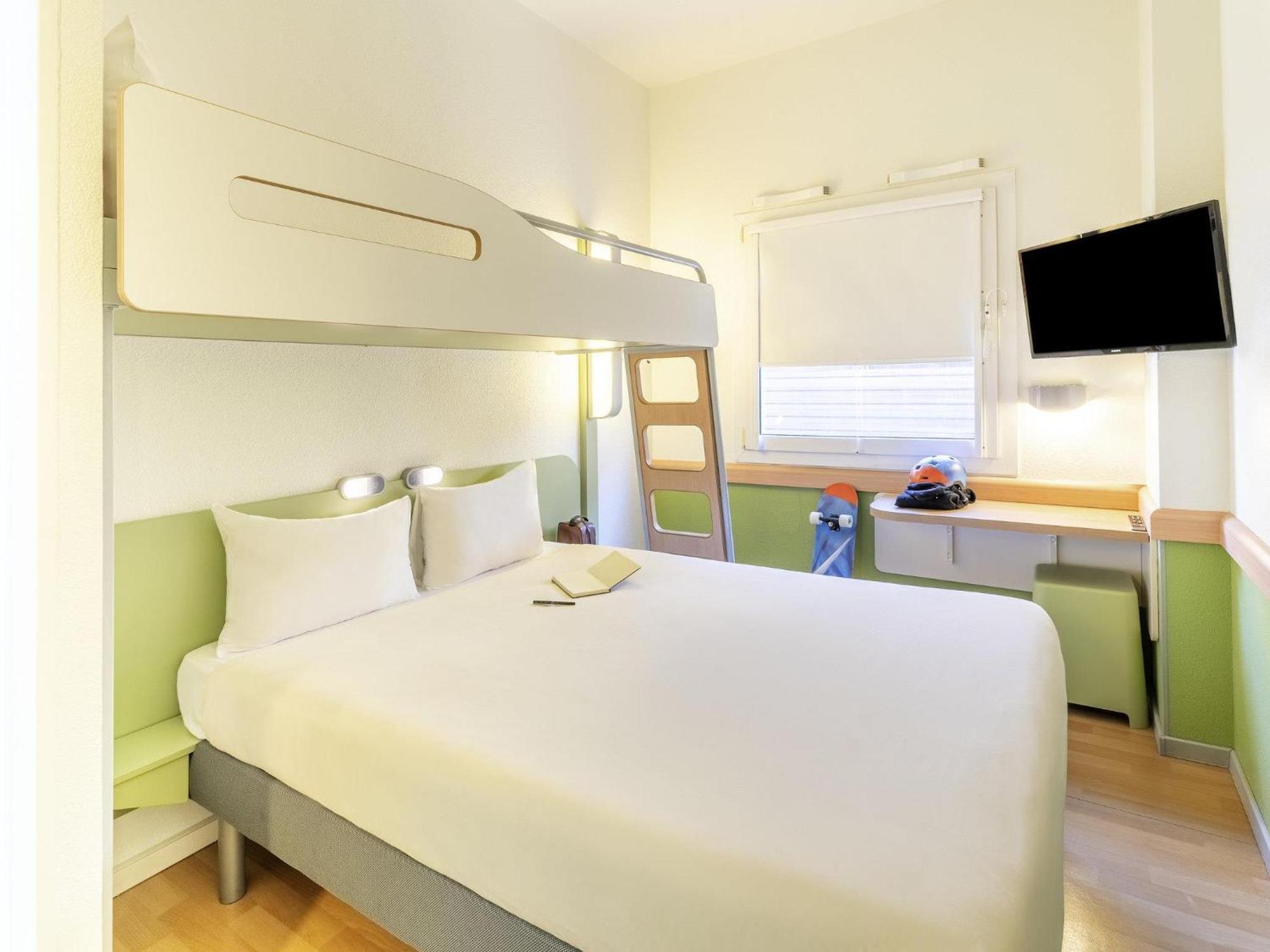 Ibis Budget Madrid Calle Alcala — Foto 1